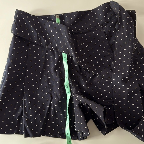 JCrew Short - Picture 1 of 2